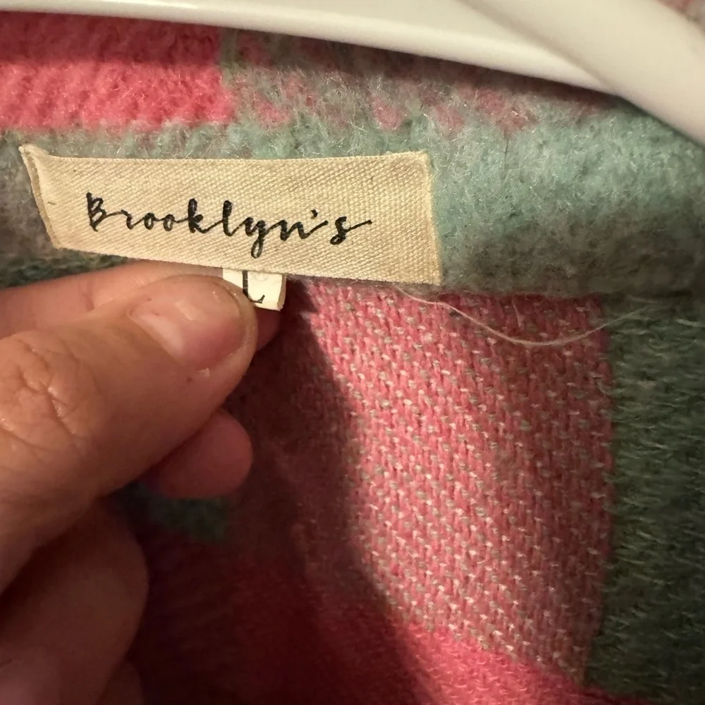 Pink and teal shacket - Picture 8 of 8